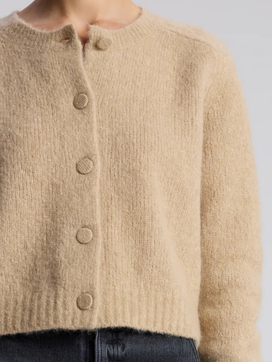 L'Appartement　Knit Cardiganベージュ Paisleigh Cable Knit Cardigan Beige | Princess Polly