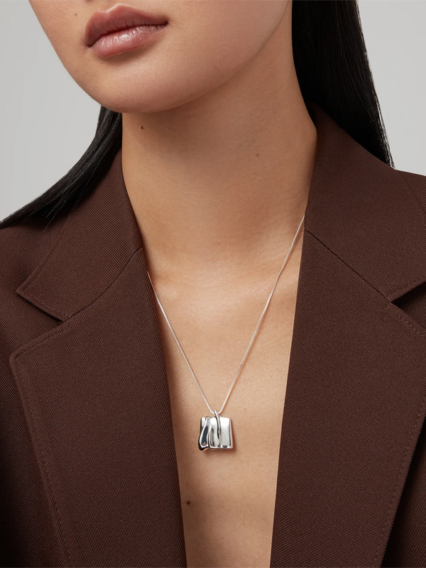 Small Sundra Pendant Necklace