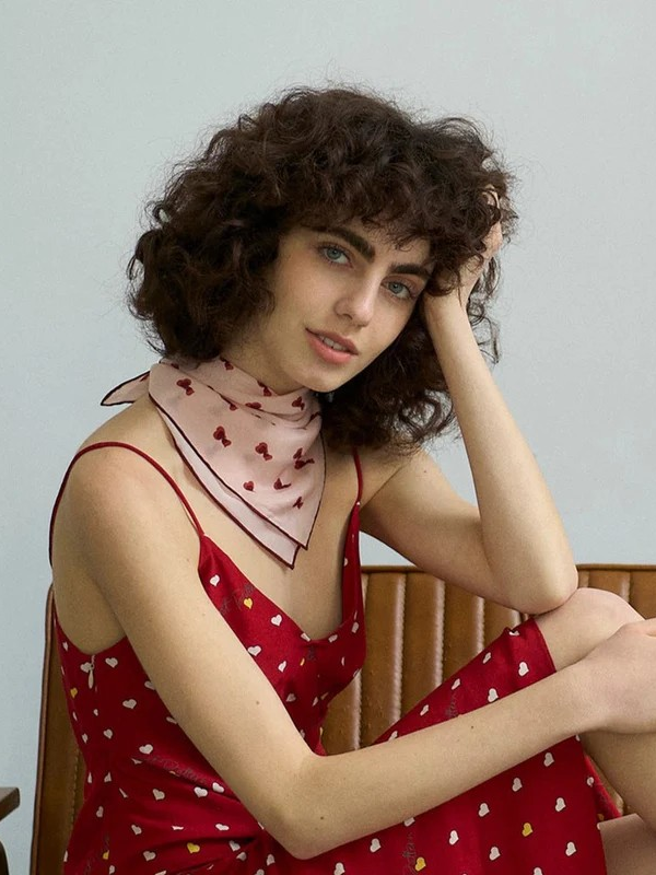 "Twin Hearts" Silk Crepe Bandana - Light Pink