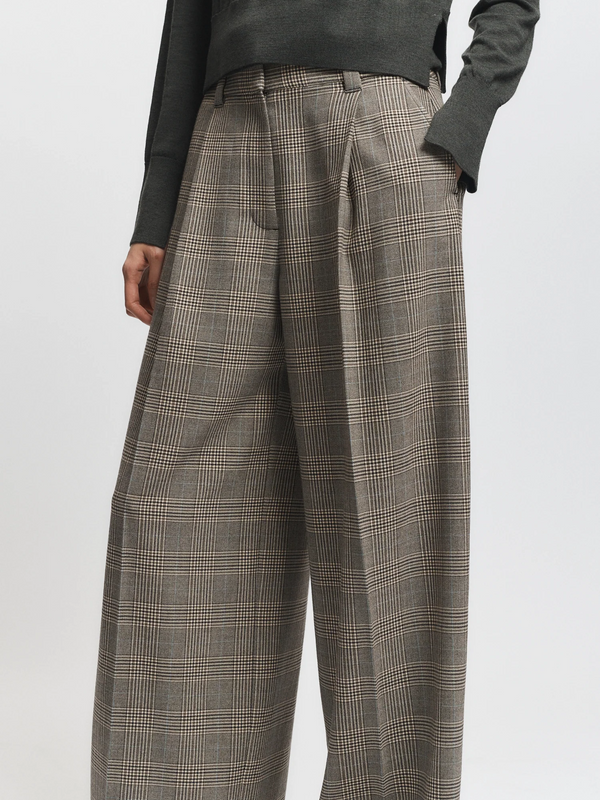 Everett Mid-waisted Trouser