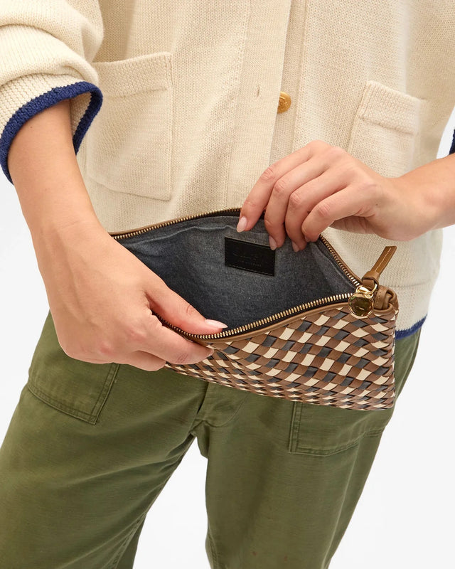 Flat Clutch w/ Tabs woven diagonal Oat Multi