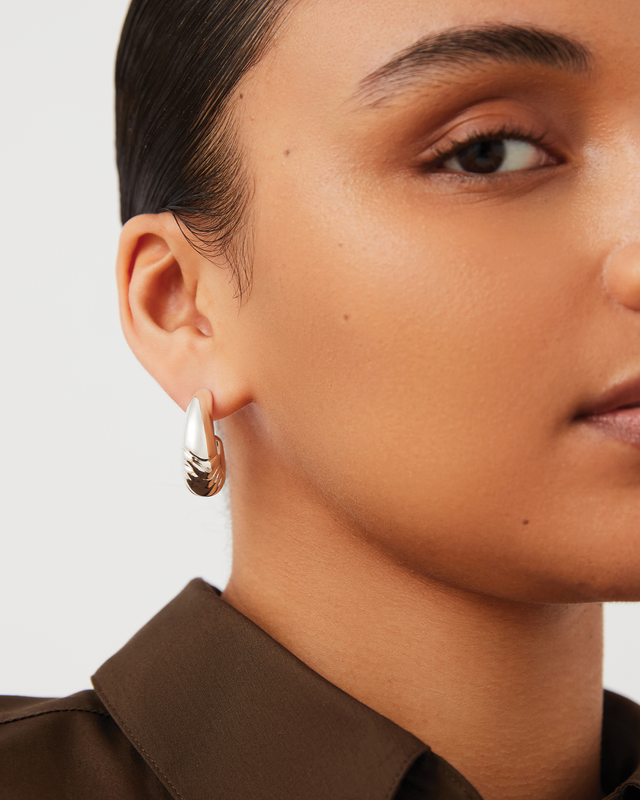 Slim Nelle Hoops