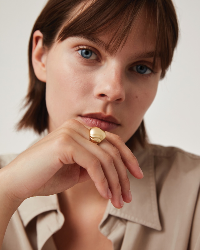 Nelle Ring sz 7
