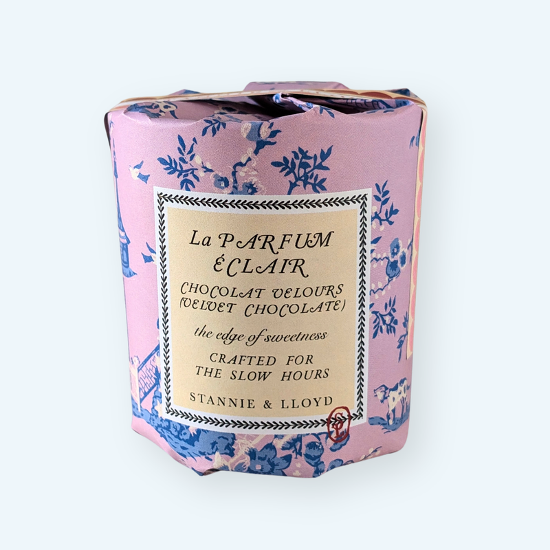Gift Wrap Candle - Modern Toile
