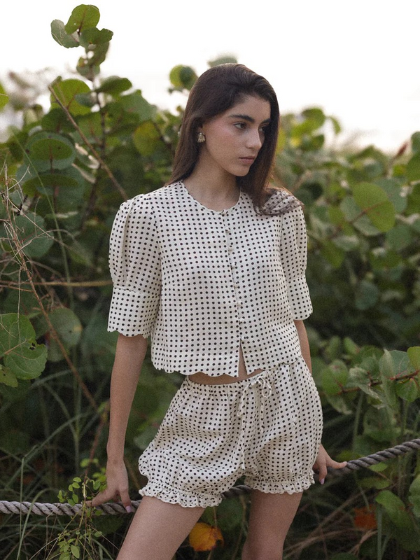 Scalloped Top