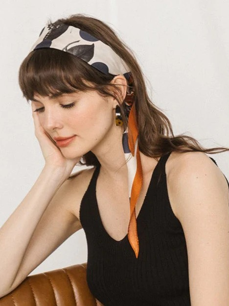 "Noir Floral" Silk Diamond Neckerchief