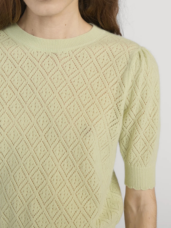The Delicate Cashmere Sweater