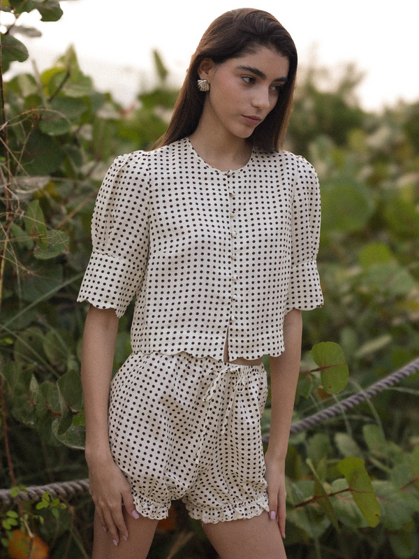 Scalloped Top