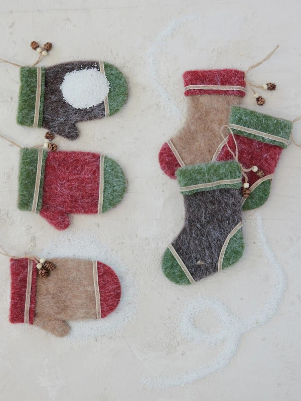 Felt Gloves Ornament w/ Pinecone