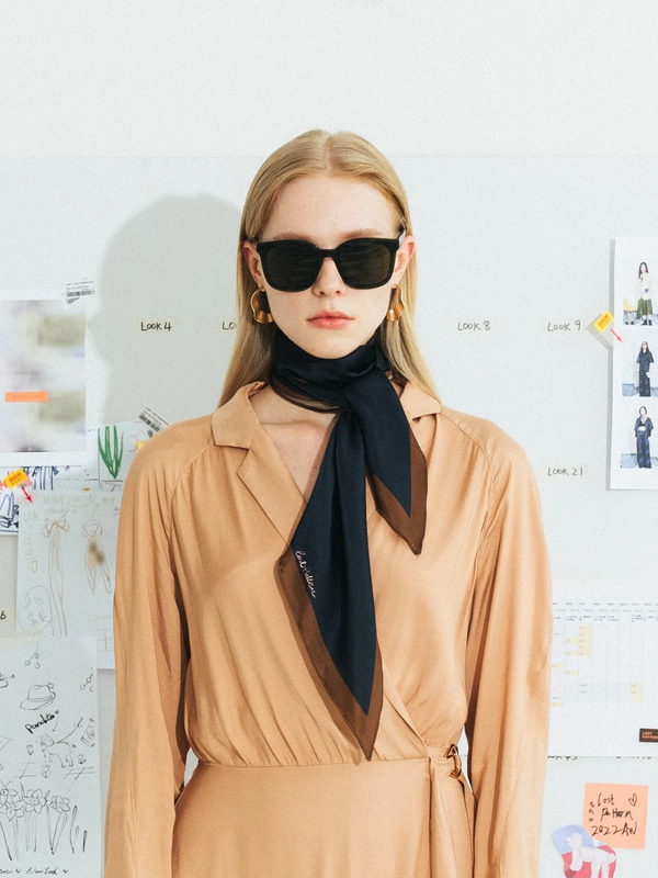 "Satin" Silk Neck Scarf - Black