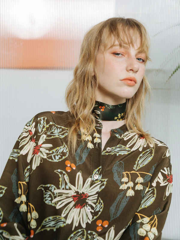 "Forest Charm" Silk Skinny Scarf - Moss Green