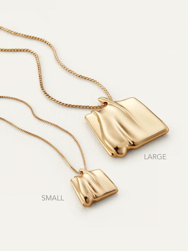 Small Sundra Pendant Necklace