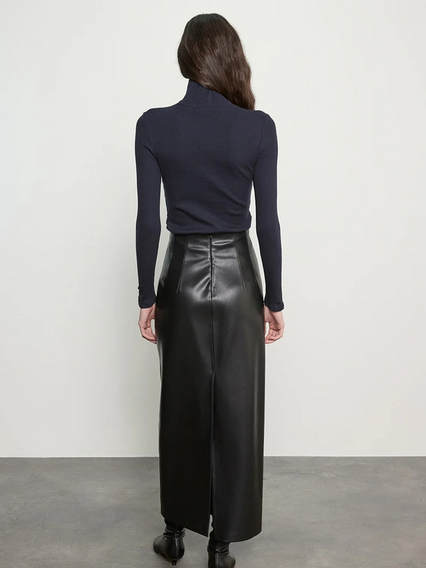 Leather Hi-Waist Curve Skirt