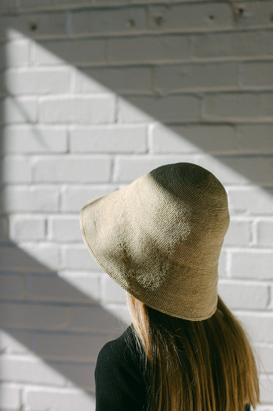 特別セーフ特別セーフJANESSA LEONE HAT With PIN ハット | influence